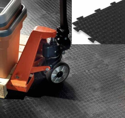 Piastrella in PVC superficie con disegno in rilievo. Ideale per laboratori, garage, palestre,
						sale gioco, sale espositive, stabilimenti, piano carico furgoni. facile da posare senza uso di collanti.